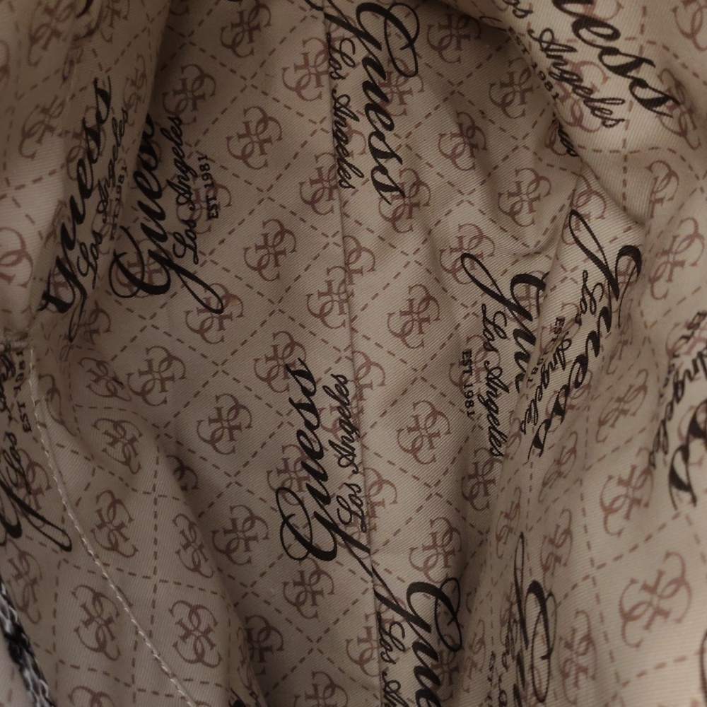 Rare Guess Tote Bag – Cream, Black and White Women's Shoulder Purse. - Picture 8 of 9